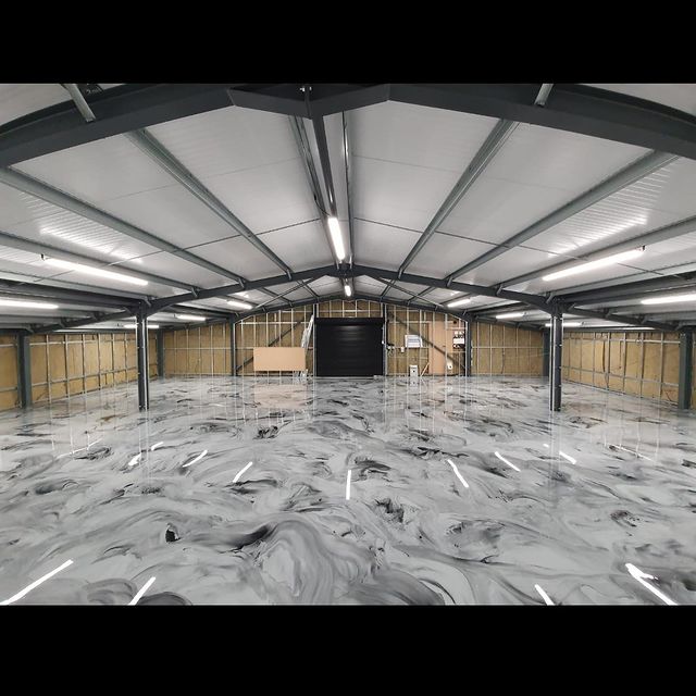Builder: Image 2